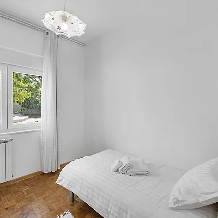 3 Bedroom Lovely In