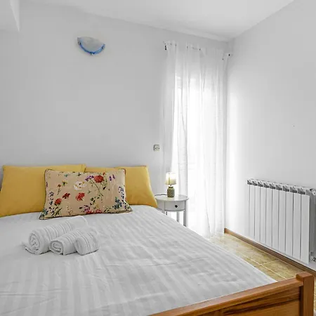 3 Bedroom Lovely In * Sibenik