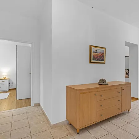 3 Bedroom Lovely In *