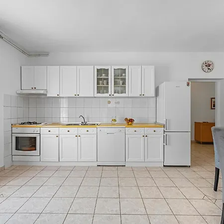 3 Bedroom Lovely In * Šibenik