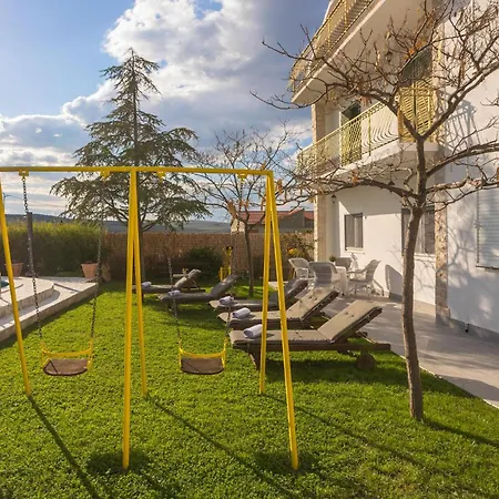 3 Bedroom Lovely In *